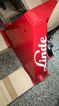 Nový ruční paletový vozík Linde 2500kg