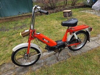 Babetta 207 s kartičkou, červená původní, FUNKČNÍ 2.