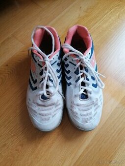 Tenisové boty vel.37