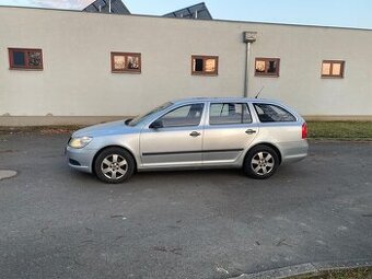 Škoda Octavia Combi TDi 77 Kw 2011