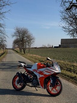 Prodám KTM RC 125 2023