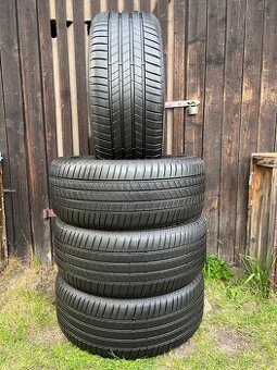 245/45 R18 100Y zánovní letní pneu Firestone