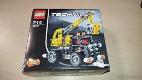 Lego Technic 42031 2V1 "Pracovní plošina" - 1