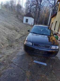 Audi a 3 v naftě tdi 66 kW momentálně bez stk