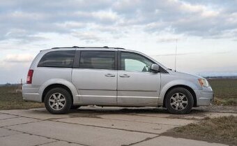 2010 Chrysler Town Country 4,0
