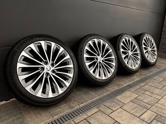 Originál zimní Škoda - Kodiaq 235/45 r20