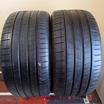 Pirelli 295/40 R19 108Y 5,5mm