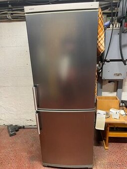Lednice Siemens s mrazákem