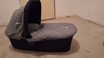 Hluboká korba Joie Ramble včetně adaptérů