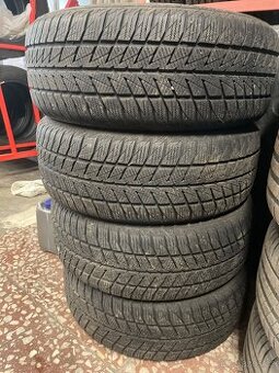 Zimní pneu 215/55 R17 XL