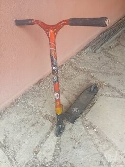 custom freestyle koloběžka raptor