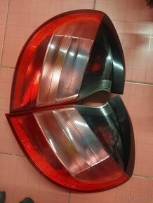 Mercedes w203 zadni lampy