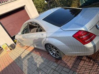 Prodám Mercedes třídy S klas w221 rok 2006-7 320CDI