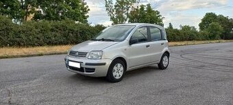 Fiat Panda 1.2i 44kW r.2007 1.majitel nové v ČR