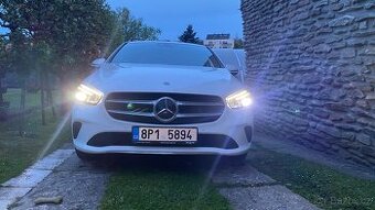 Mercedes-Benz B220, 190PS, stav nového vozu, super výbava