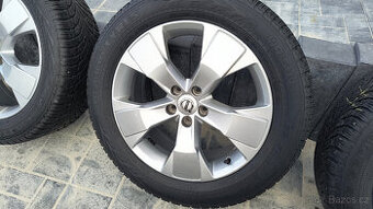 18 originál VOLVO XC40 XC60 zimní 235/55 R18