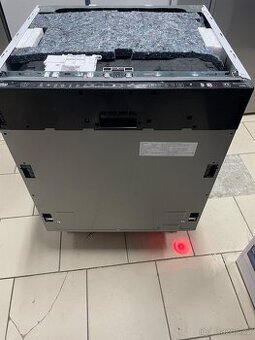 Nepoužitá myčka Beko BDIN38643C