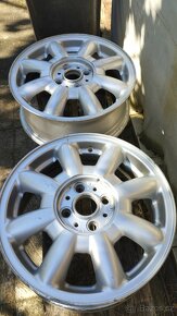 alu kola na Mini Cooper