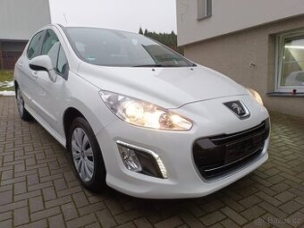 PEUGEOT 308 ACTIVE 1.6 BENZÍN, VYH.SEDADLA, AUT. KLIMA