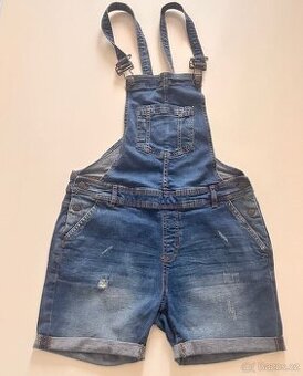 Prodám kraťasové lacláče.