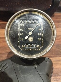 VDO Praga tachometr