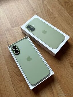 Apple iPhone 17 256GB zelený