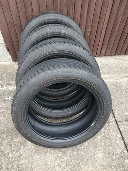 Bridgestone Alenza 001 RUNFLAT 235/50 R20