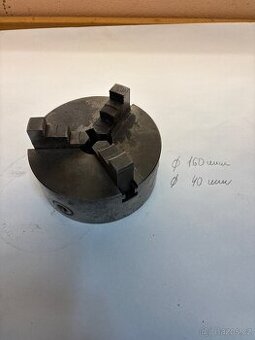 Univerzalni sklicidlo soustruh