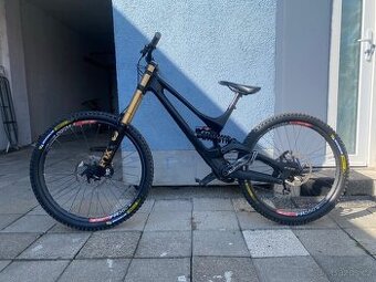 S-WORKS DEMO 8
