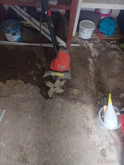 Elektrický kultivátor