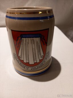 Zahraniční keramika - půllitr.