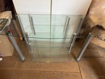 Skleněný konferenční stůl