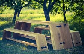 Unikátní dubový stůl s lavicemi - 1