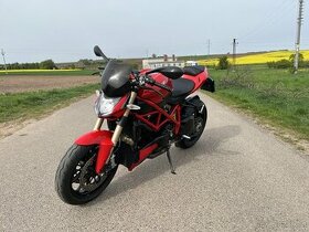 Ducati Streetfighter 848 - 1