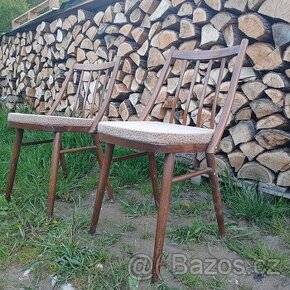 Dřevěné polstrované židle