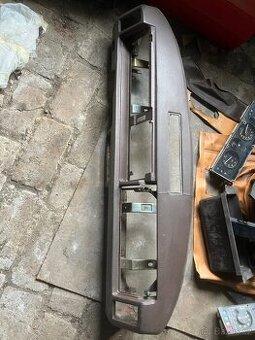 Palubní deska na Fiat x1/9