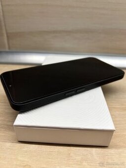 Nothing Phone(2a) TOP STAV Záruka CZ distribuce