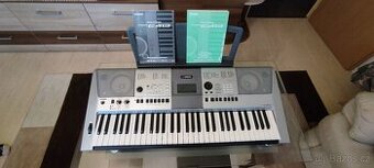 Yamaha E413