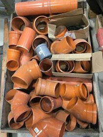 Vodo-topo - plast - kolena - trubky - různé