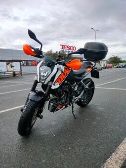 KTM duke 125