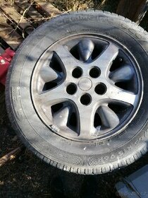 Kola na Chrysler Voyager gumy