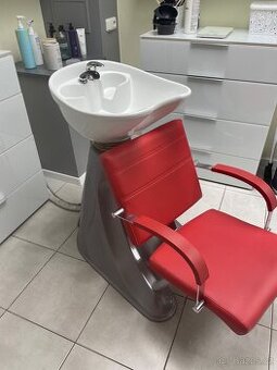 Kadeřnické mycí box