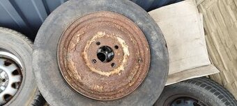 Prodám disk asi Tatra 57 pneumatiky 5,50-16