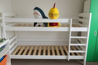 Patrová postel rozložitelná z masivu