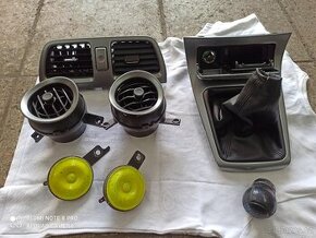 Subaru impreza díly interiér