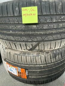 Nové pneu 305/40 R20