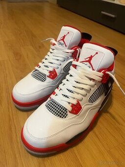 Nike Air Jordan 4 Retro Fire Red