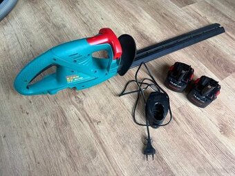 AKU elektrické nůžky Bosch a AKU šroubovák Bosch