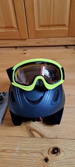Dětská lyžařská helma + brýle zdarma
