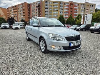 Škoda Fabia II,1.6TDi,77KW,ELEG.KLIMA,VÝHŘEV,KAMERA,ČR,2011